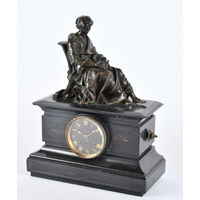 Старинные каминные часы