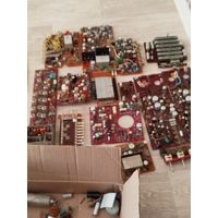 Лот советский радиодеталей,все нужные детали на месте,ничего не снималось,с рубля