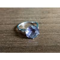 Кольцо с фианитами серебро 16 р
