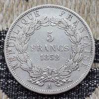 Франция 5 франков 1852 года, А. Париж. Луи Наполеон. Серебро 900. Сторгуй за свою цену, предложи обмен! Y
