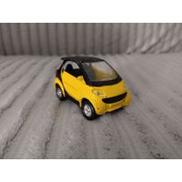 Smart Fortwo модель автомобиля.