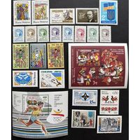 Украина 1992 полный годовой комплект , включая 22 марки и 2 блока