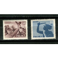Польша - 1955 - 10-летие освобождения Варшавы от немецко-фашистских захватчиков - (пятна на клее у ном. 60) - [Mi. 897-898] - полная серия - 2 марки. MNH.  (Лот 54HW)-TG3P35
