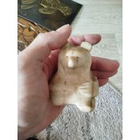 Медведь из Сибири,из какого то камня