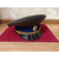 Фуражка офицера КГБ СССР склад