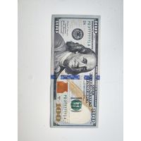 100 долларов США