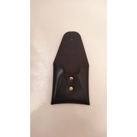 Чехол для хранения наушников.