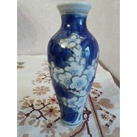 Ваза костяной фарфор, Китай