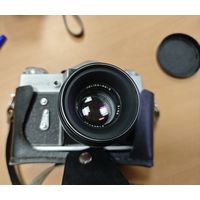 Фотоаппарат Зенит. Объектив Гелиос 44-2.