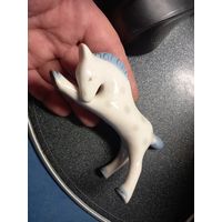 Статуэтка фарфоровая Лошадка Жеребенок Полонное СССР разумный торг