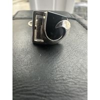 Кольцо. Серебро 925 с чёрным камнем