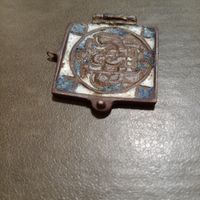 Створка складня с эмалями и ушком