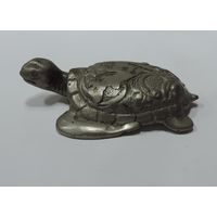 Статуэтка "Черепашка" 70-е годы Европа. Латунь. Длина 8 см.