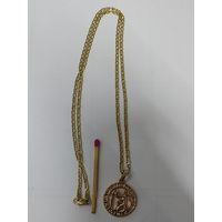 Кулон. Знак зодиака Водолей в зодиакальной оправе. позолота с цепочкой