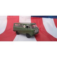 Машинка (модель) deagostini 1:43 УАЗ-450А Медицинская помощь