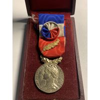 Медаль,За заслуги перед трудом, Министерство труда - Франция