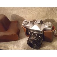 Фотоаппарат Зенит Е c объективом Helios-44