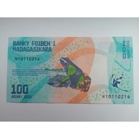 Мадагаскар 100 UNC c рубля