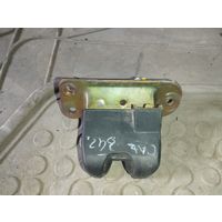 Замок багажника Mitsubishi Carisma