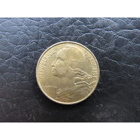 Франция.10 сантим.1984. С 20 копеек. Распродажа коллекции. Смотрите другие лоты.