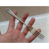 Посеребрённая вилка Германия.