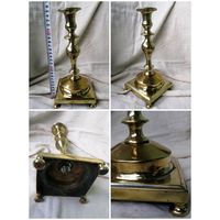 Массивный старинняй, бронзовый подсвечник.