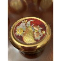 Японская фарфоровая шкатулка