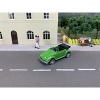 Volkswagen Beetle Cabrio. Масштаб НО 1:87.