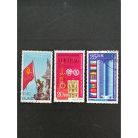 ГДР 1970 Полная серия марок "25 лет освобождения от фашизма" (спецгашение с клеем) марки Mi.1569-1571 каталог 2.00 евро