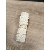 Браслет из кости.