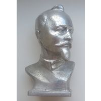 Бюст Ф.Э.Держинский.