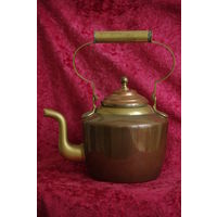 Чайник медь , латунь  с лужением  ( использовать по назначению )