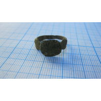 Перстень старинный. Бронза, литье.