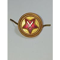 Режим ИИ Все Совпадения Об этом изображении Инструменты поиска Обзор от ИИ    Кокарда ВОХР СССР (Военизированной охраны) .