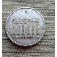 Werty71 ЖЕТОН  токен Германия Бранденбургские ворота 1990 Бранденбург