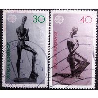 Марки Германия 1974 год Скульптуры Серия из 2-х марок