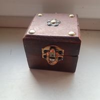 Шкатулка старинная,дерево, латунь