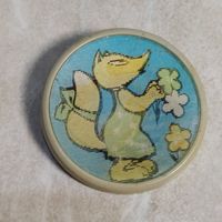 Значок. Басня. Ворона и лисица. Переливной, стерео.