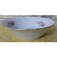 Глубокая тарелка для салатов эпохи СССР. Добрушский фарфоровый завод (Добруш), 1978-1991 гг