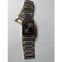 Часы кварцевые  RADO с рубля .