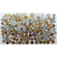 Монета разных стран. Одним лотом 150 шт. С рубля