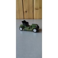 Машинка пластмассовая из СССР