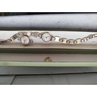 Часы Чайка женские AU 2 штуки с коробкой