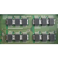 Плата с транзисторами MOSFET 270n4f3, 0.0015 Ohm, 270 A.