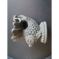 Металическая статуэтка Рыбка из СССР