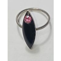 Кольцо с кристалом ( камень не определил ) . Винтаж .