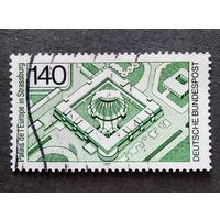 Марка Германия 1977 год Открытие здания Совета Европы
