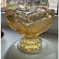 Ваза на ножке Хрустальная, высота 10.5 см. Германия