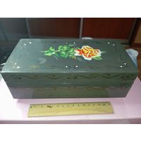 Винтажная шкатулка  .