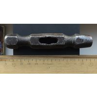 Старый молоток ,интересной формы